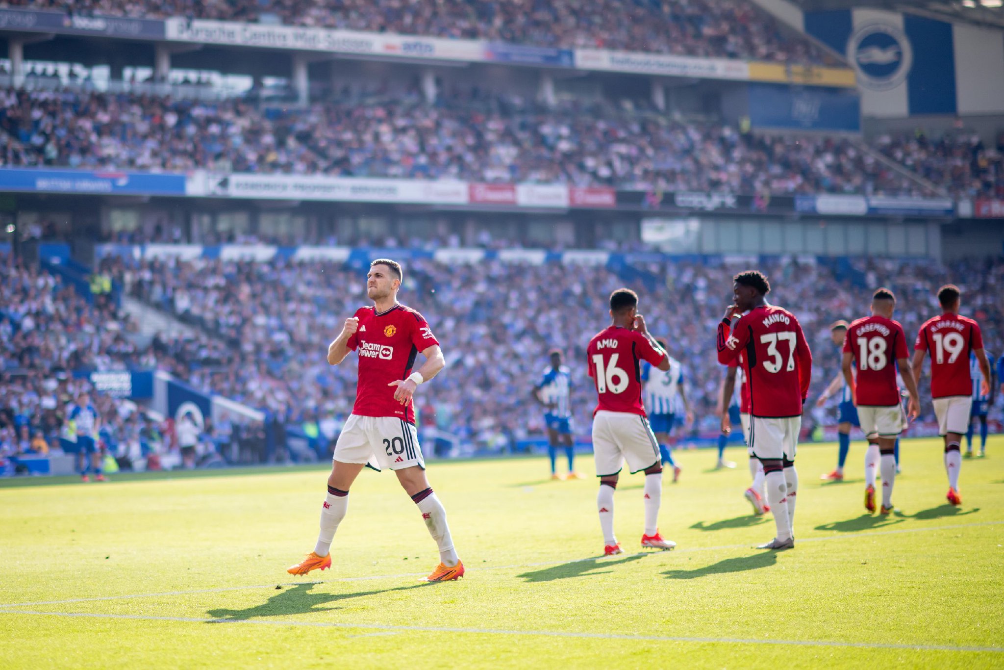 永久转会至 永久转会至