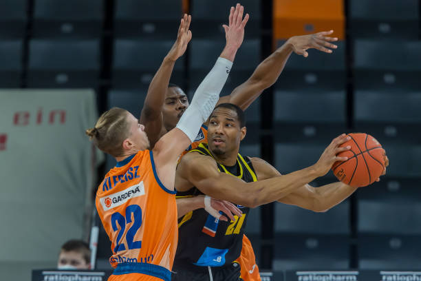 场环境下 场环境下